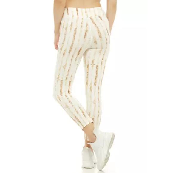 Wonderly Studio (2X) Cream Patterned Yummy Pull-On Relaxed Fit Leggings Pants - Picture 5 of 11